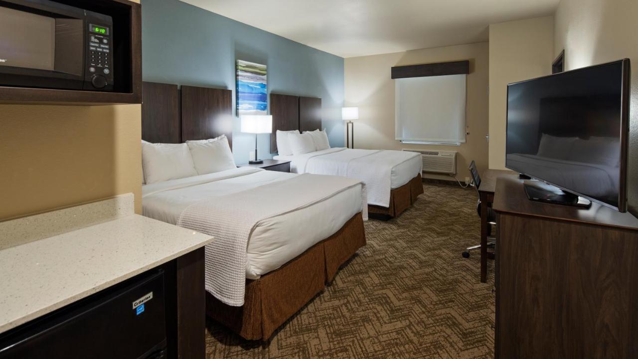 Hotel Western Golden Spike & 3*