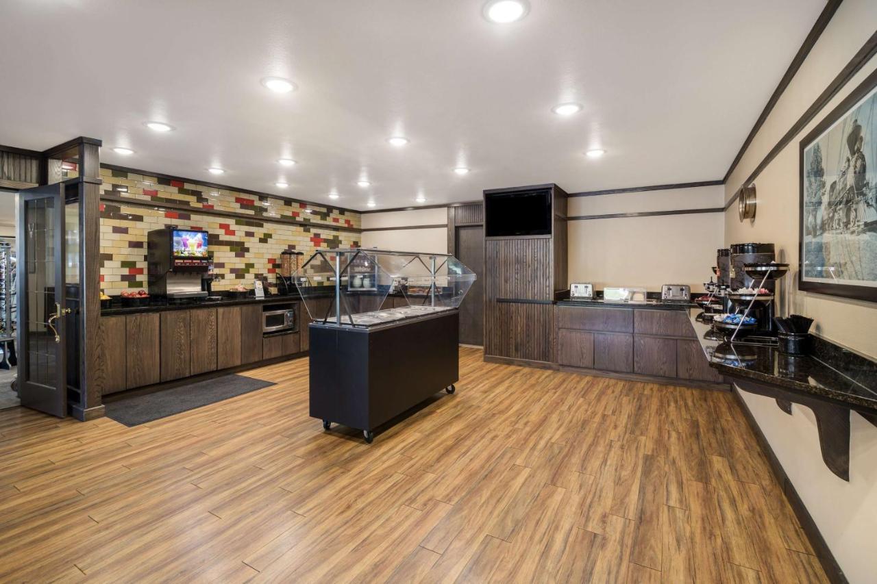 Western Golden Spike & 3* Hill City