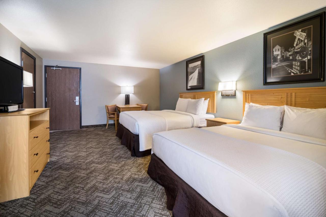 Western Golden Spike & 3* Hill City